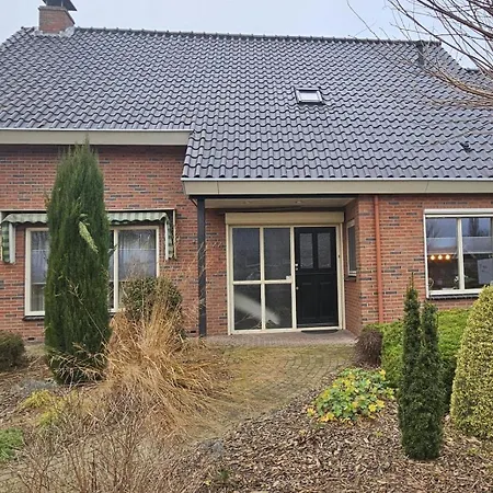 Groepsaccommodatie Met Hottub En Sauna | 18 Personen * Neede