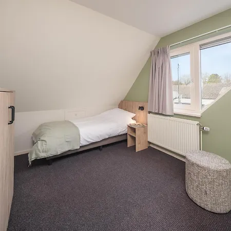 Vakantiehuis Groepsaccommodatie Met Hottub En Sauna | 18 Personen