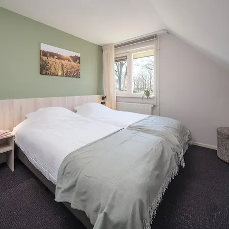 Groepsaccommodatie Met Hottub En Sauna | 18 Personen 度假居 Neede