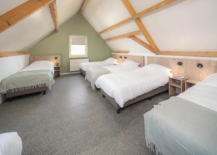 Groepsaccommodatie Met Hottub En Sauna | 18 Personen Semesterbostad Neede