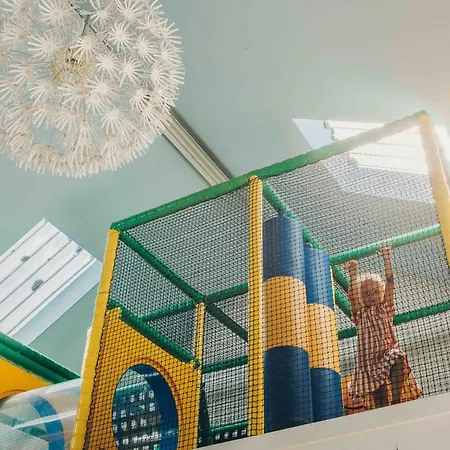 Groepsaccommodatie Met Hottub En Sauna | 18 Personen * Neede