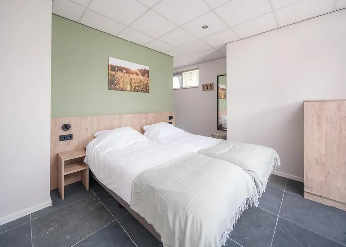 Groepsaccommodatie Met Hottub En Sauna | 18 Personen Casa vacanze Neede